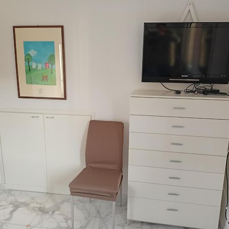 Appartamento 50 Mt Mare Con Parcheggio Riservato Riva Ligure Εξωτερικό φωτογραφία