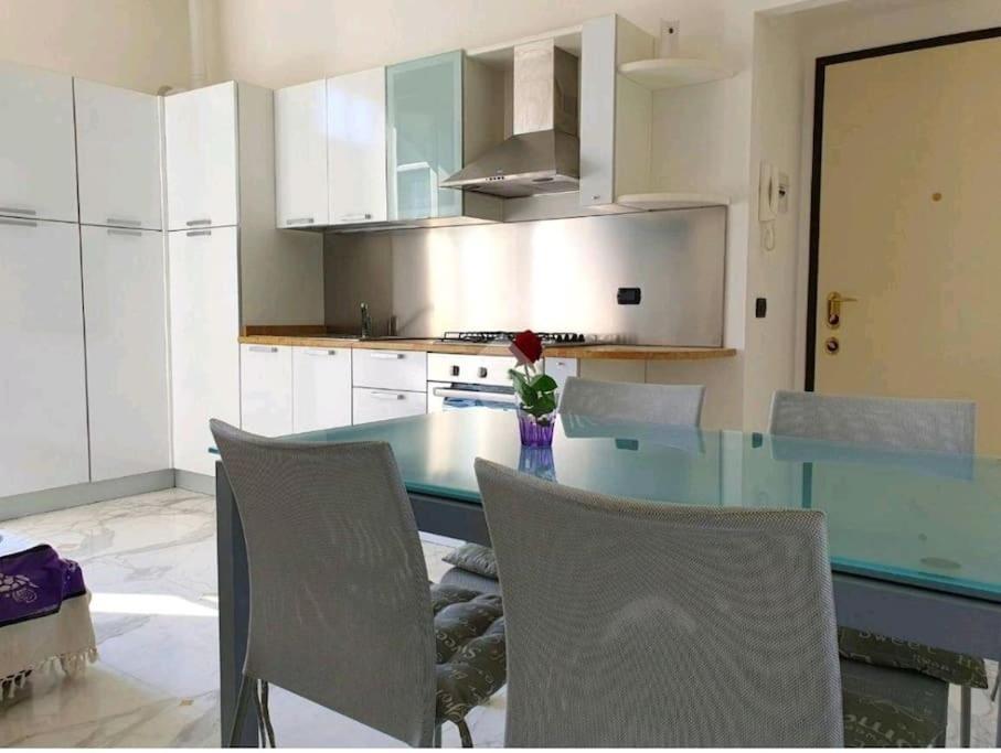 Appartamento 50 Mt Mare Con Parcheggio Riservato Riva Ligure Εξωτερικό φωτογραφία